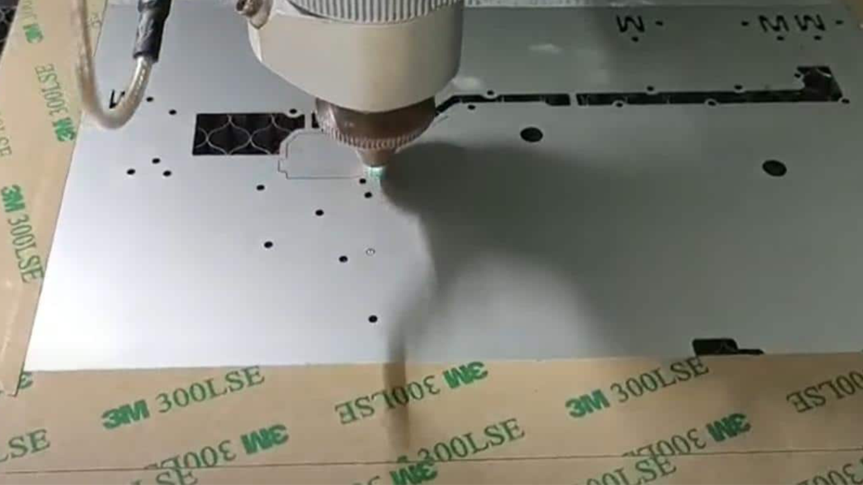 laptop C structural parts side hole laser forming