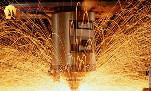 Advantages of ultrafast pulse laser cutting machine